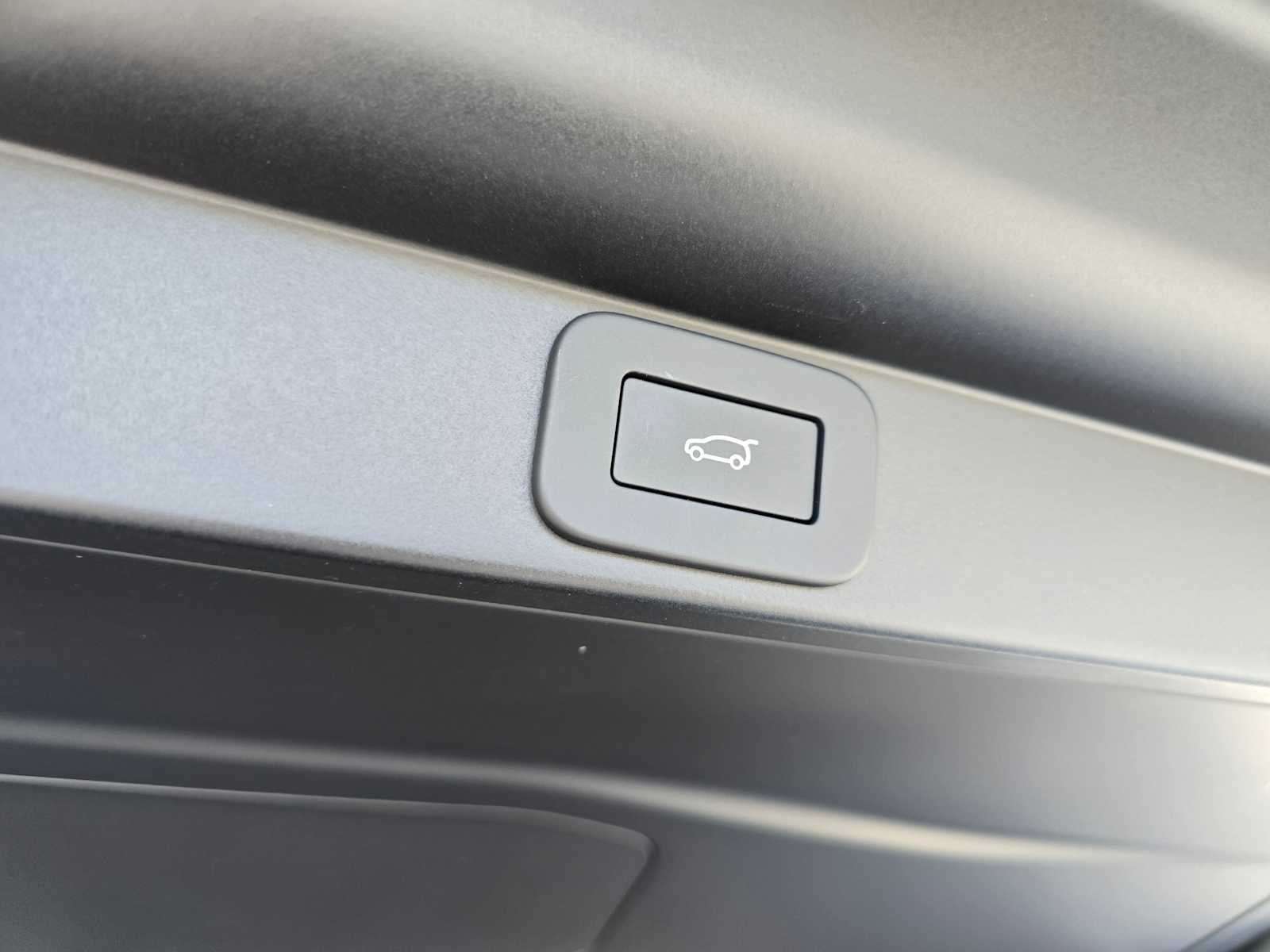 2025 Land Rover Range Rover SE - Photo 18