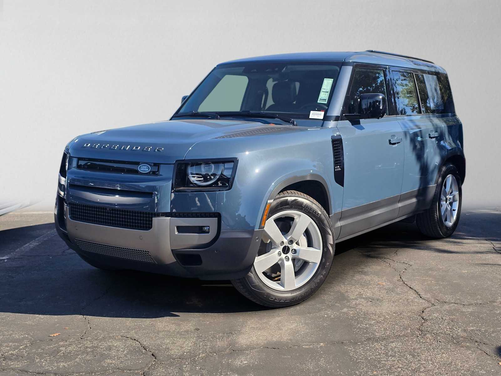 2026 Land Rover Defender 110