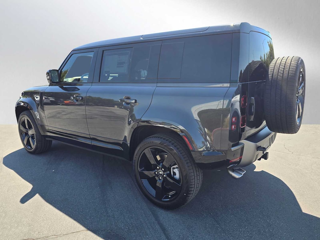 New 2025 Land Rover Defender 110 X-Dynamic SE SUV