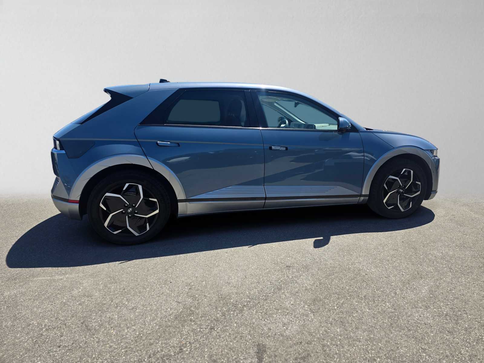 Used 2023 Hyundai IONIQ 5 Limited with VIN KM8KR4AE2PU215538 for sale in Redwood City, CA