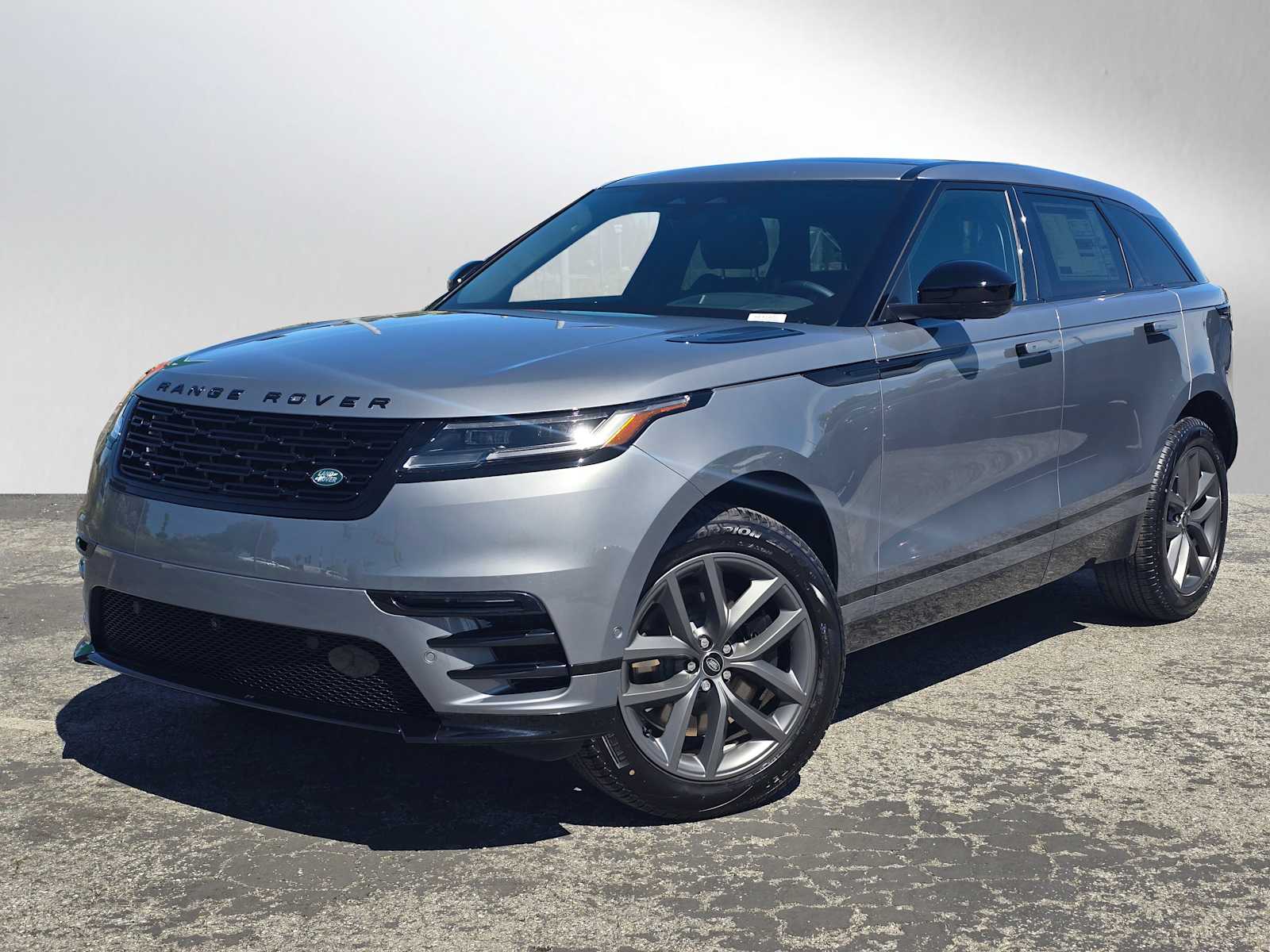 2026 Land Rover Range Rover Velar