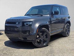2026 Land Rover Defender 90 V8 SUV