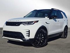 2026 Land Rover Discovery Dynamic SE SUV