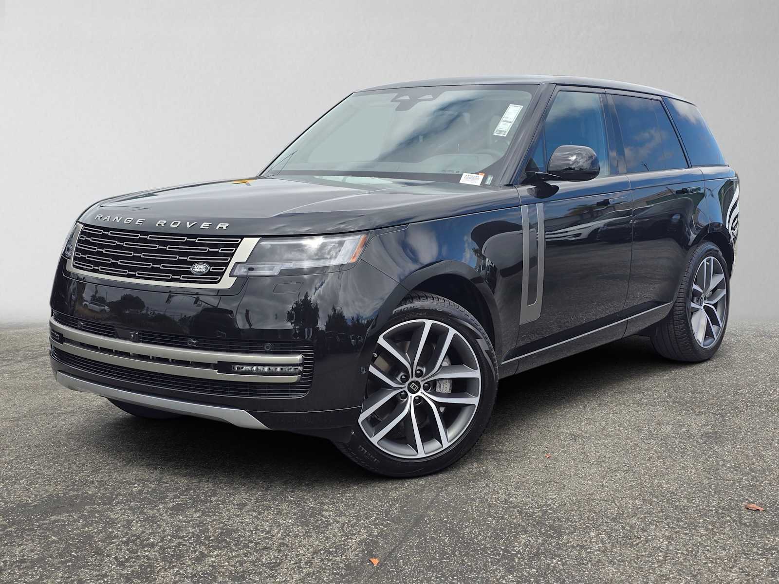 2027 Land Rover Range Rover SE