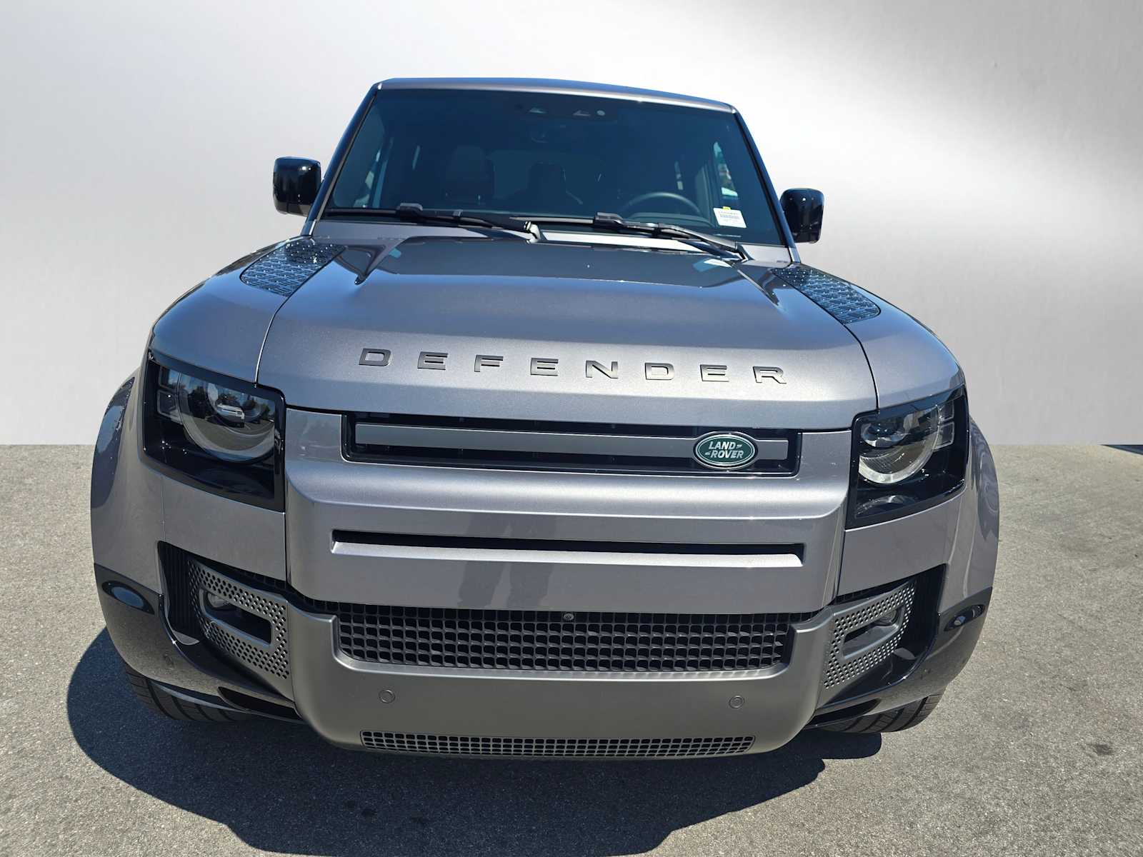 2024 Land Rover Defender Outbound - Photo 8