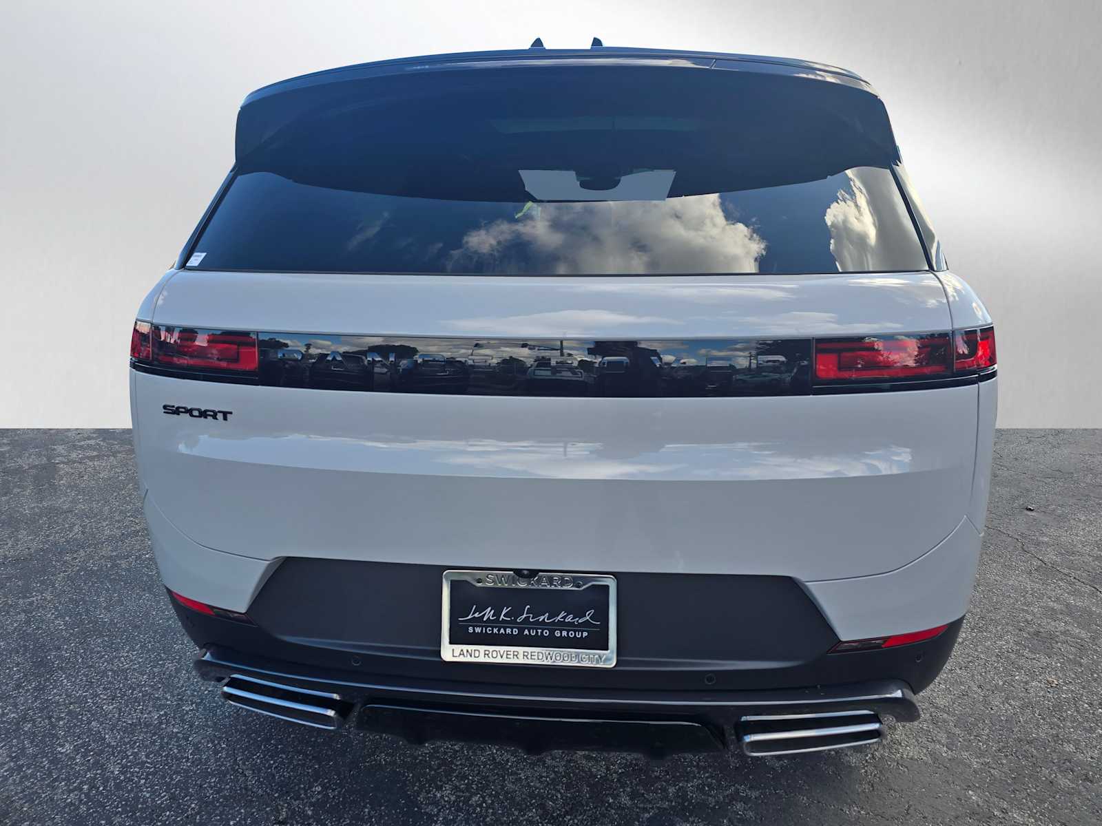 2025 Land Rover Range Rover Sport SE photo 4