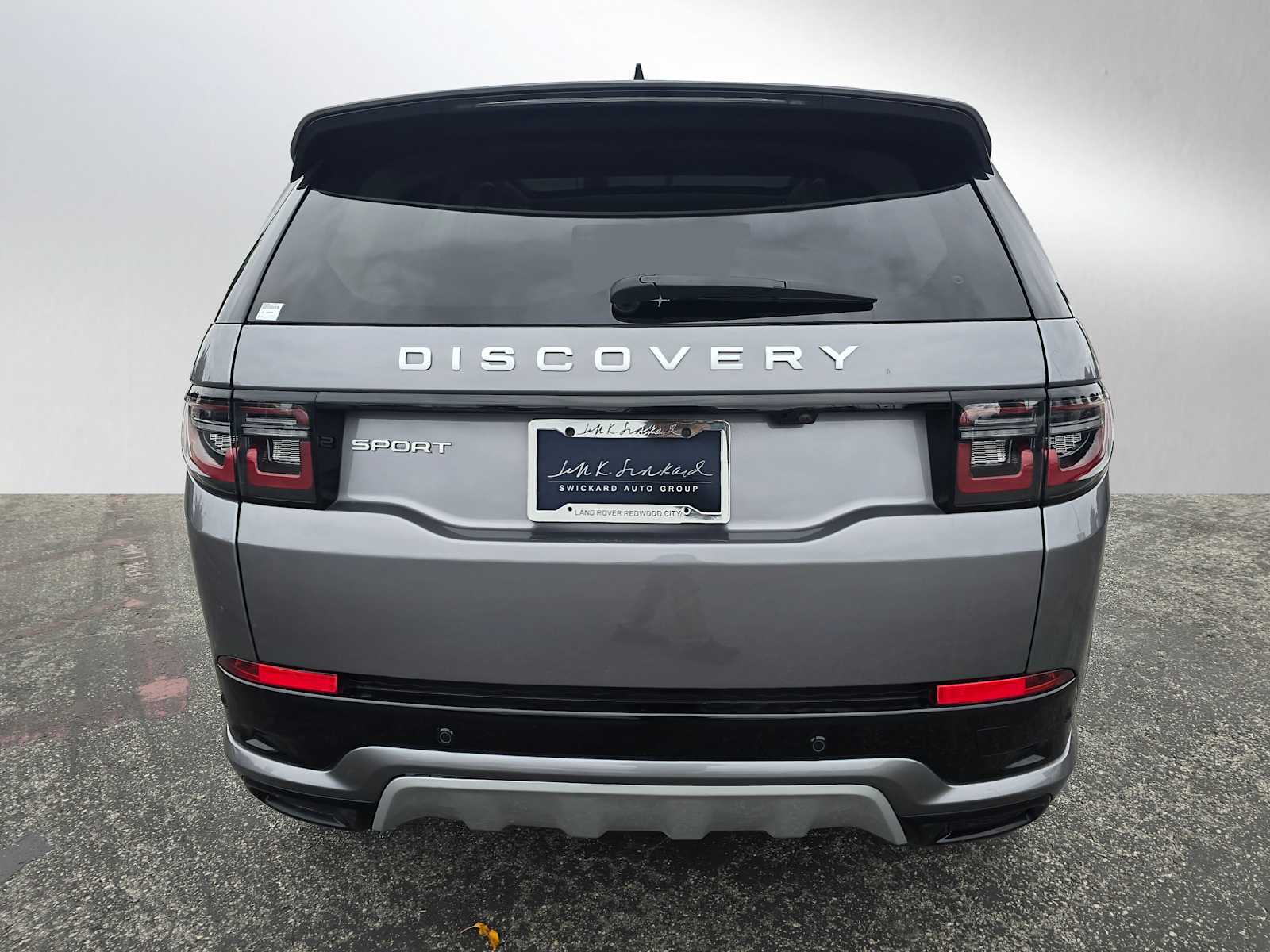 2024 Land Rover Discovery Sport S photo 4