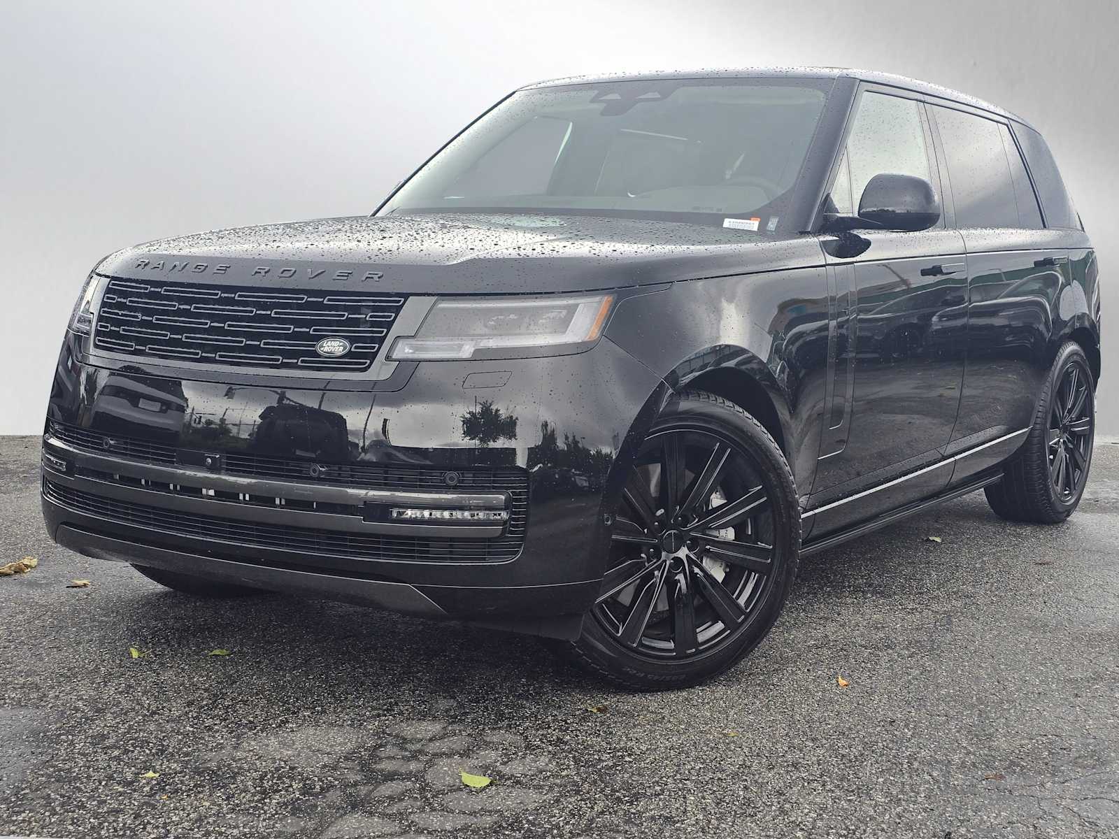 2026 Land Rover Range Rover 4.4 SE LWB 7's photo