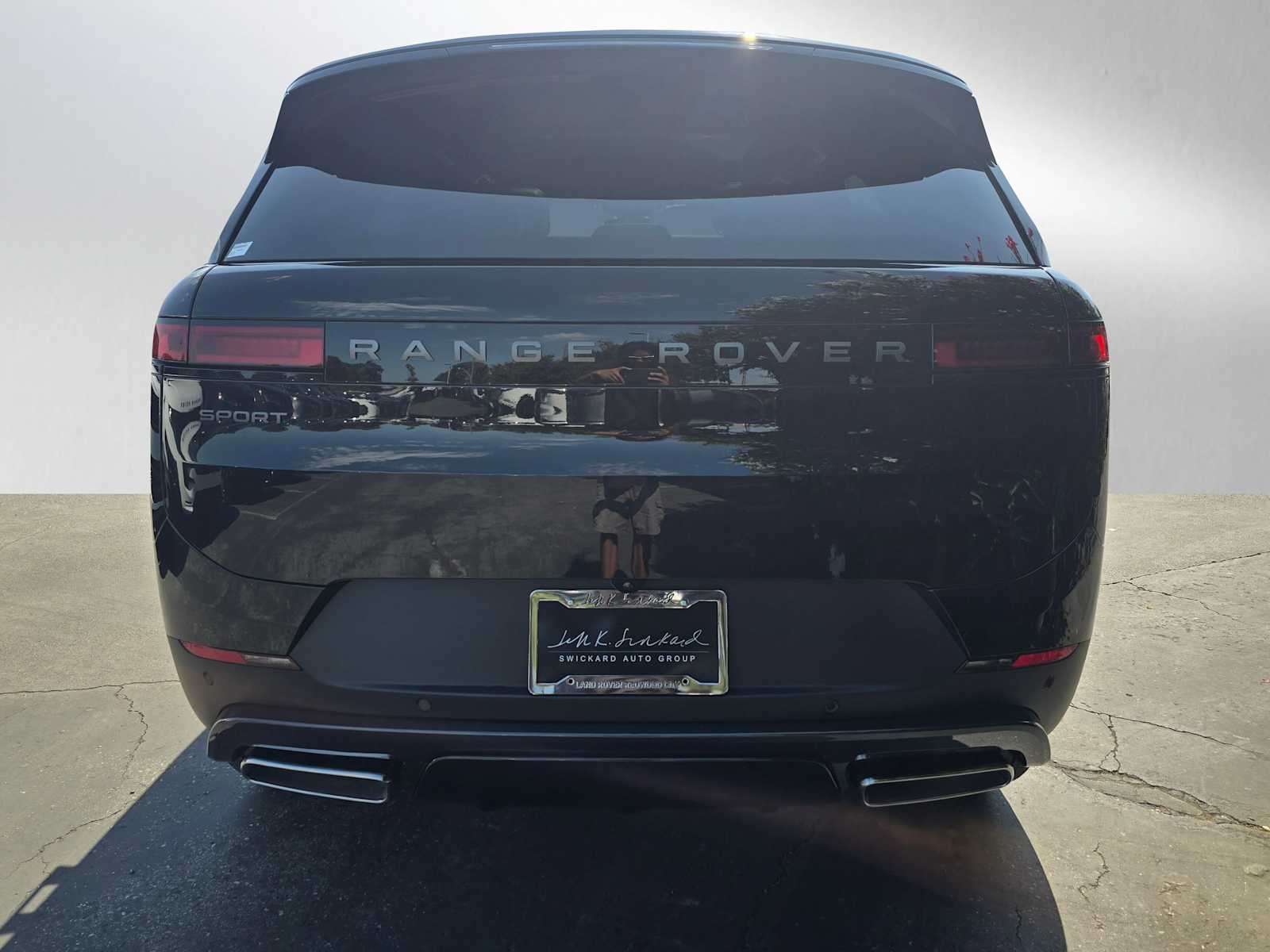 2025 Land Rover Range Rover Sport SE photo 2