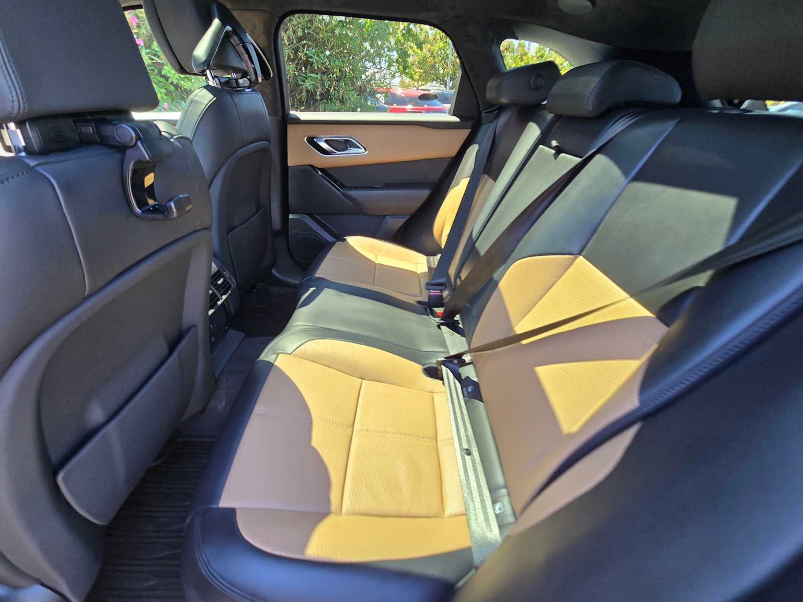 2026 Land Rover Range Rover Velar Autobiography - Photo 20