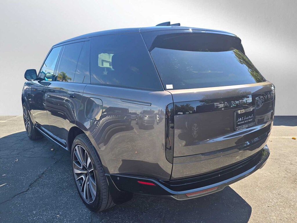 New 2025 Land Rover Range Rover Autobiography SUV