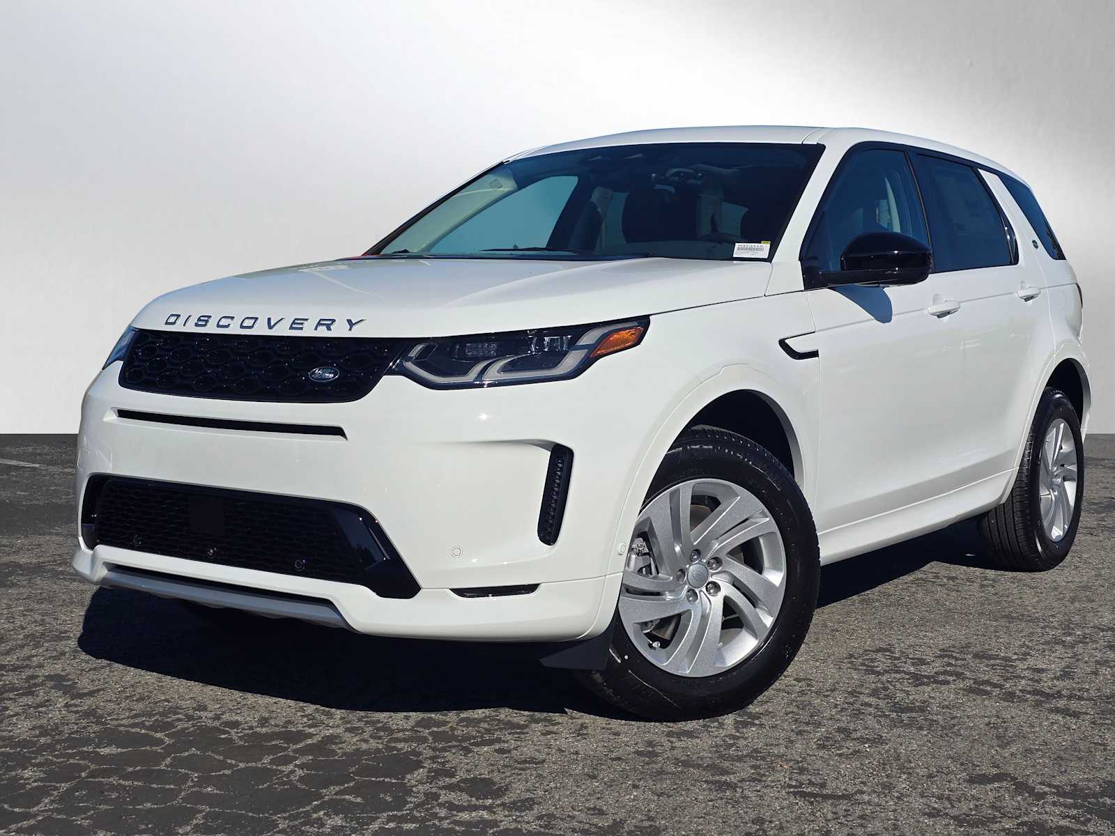 2025 Land Rover Discovery Sport S