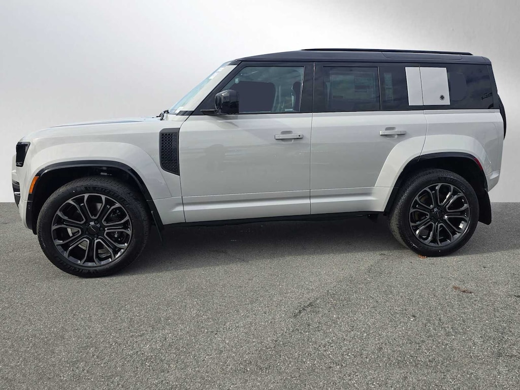 New 2026 Land Rover Defender 110 Octa SUV