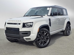 2026 Land Rover Defender 110 Octa SUV