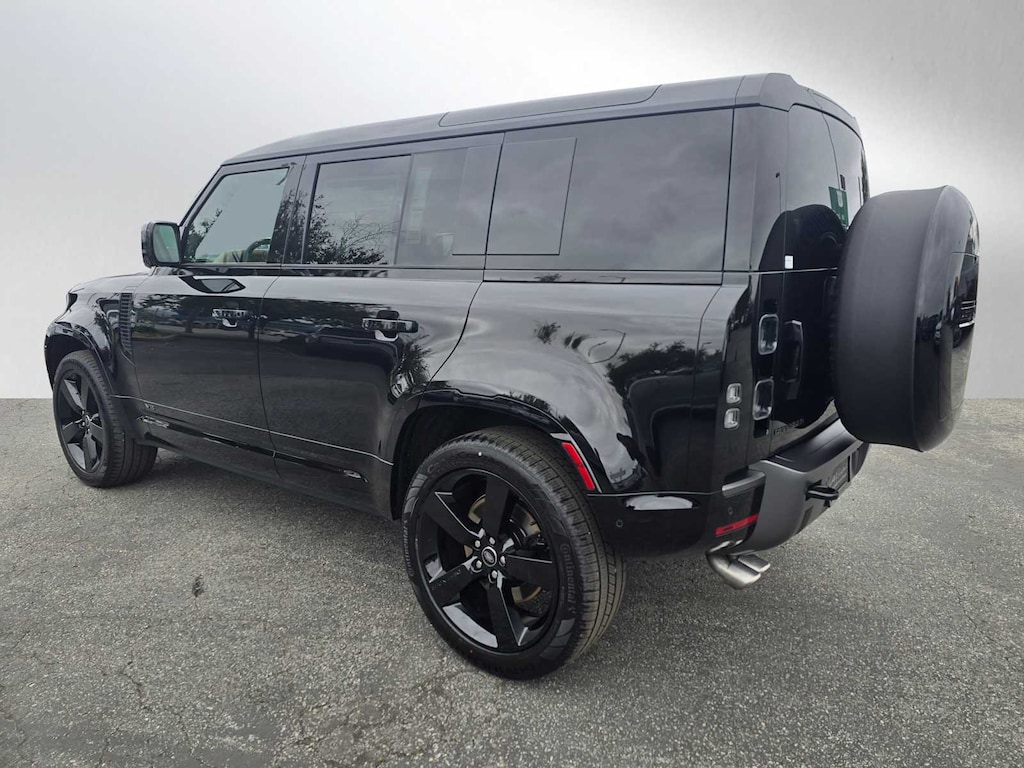 New 2025 Land Rover Defender 110 V8 SUV