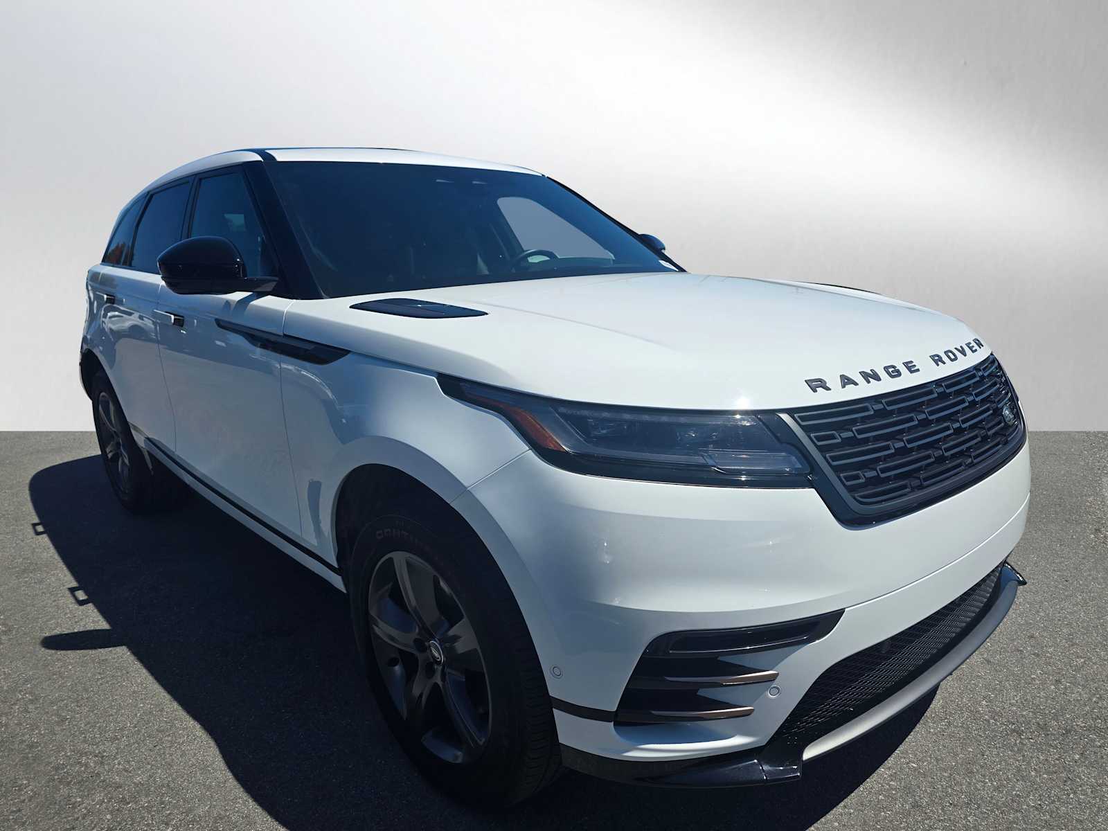 2025 Land Rover Range Rover Velar