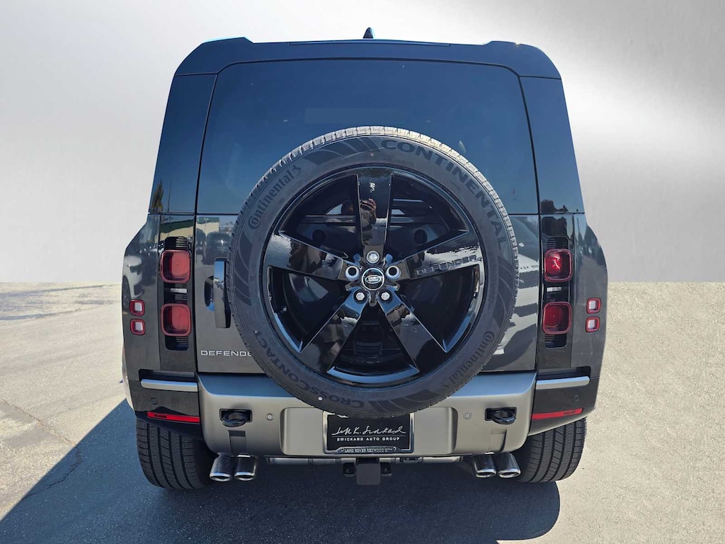 New 2025 Land Rover Defender 110 X-Dynamic SE SUV