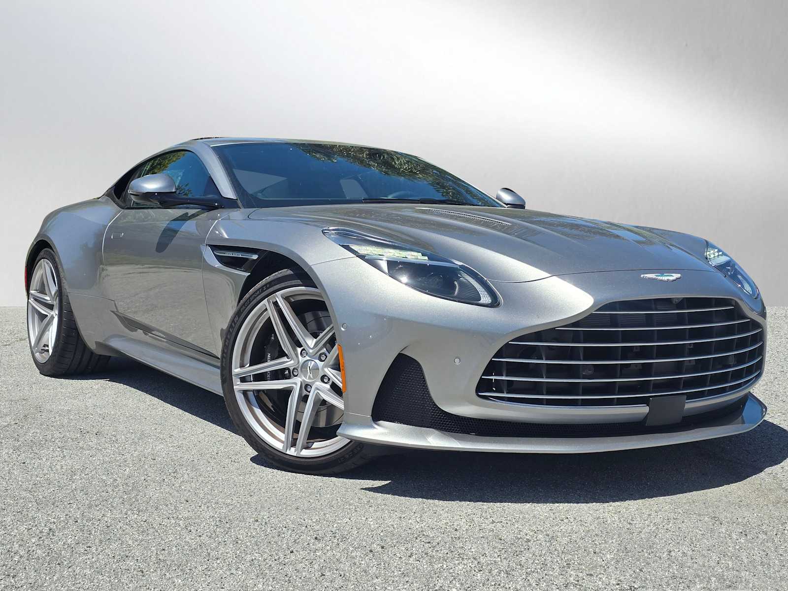 2024 Aston Martin DB12 Base
