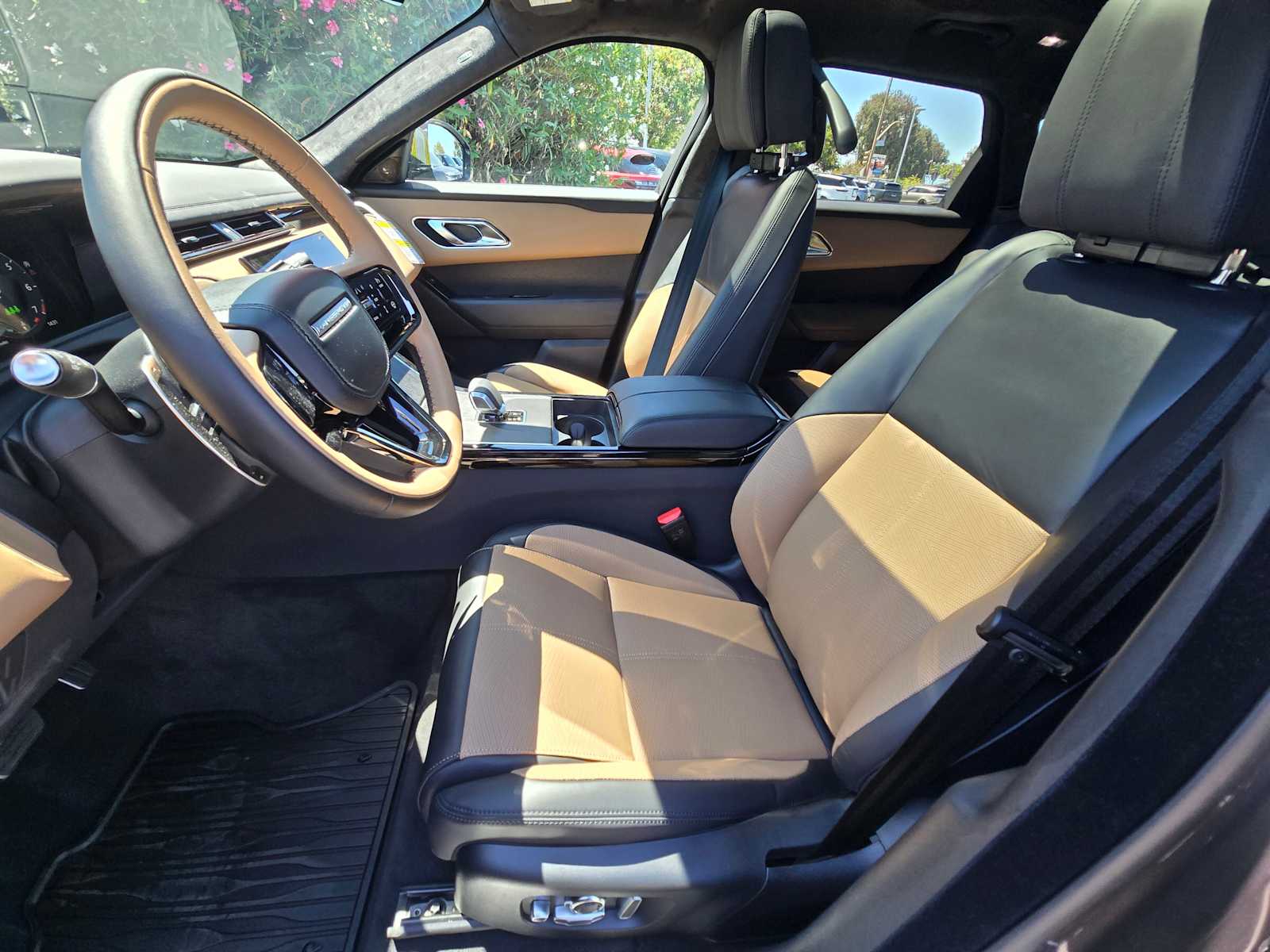 2026 Land Rover Range Rover Velar Autobiography - Photo 24