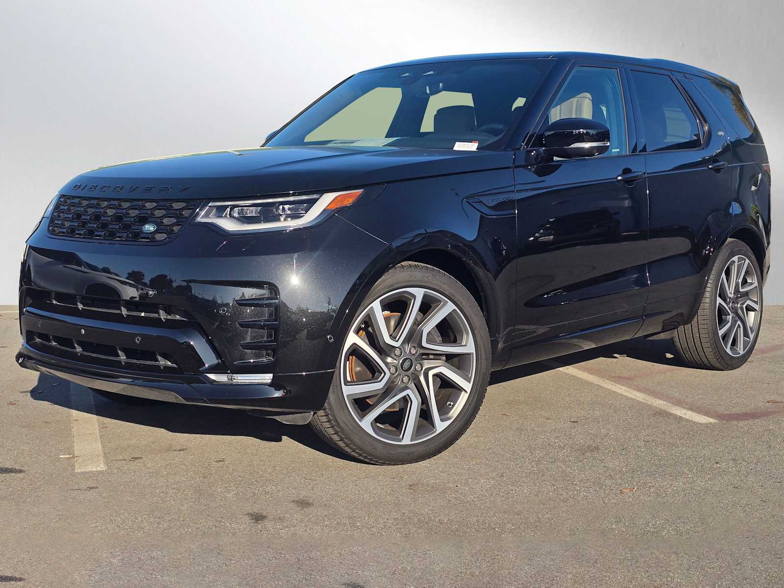 2025 Land Rover Discovery Dynamic SE