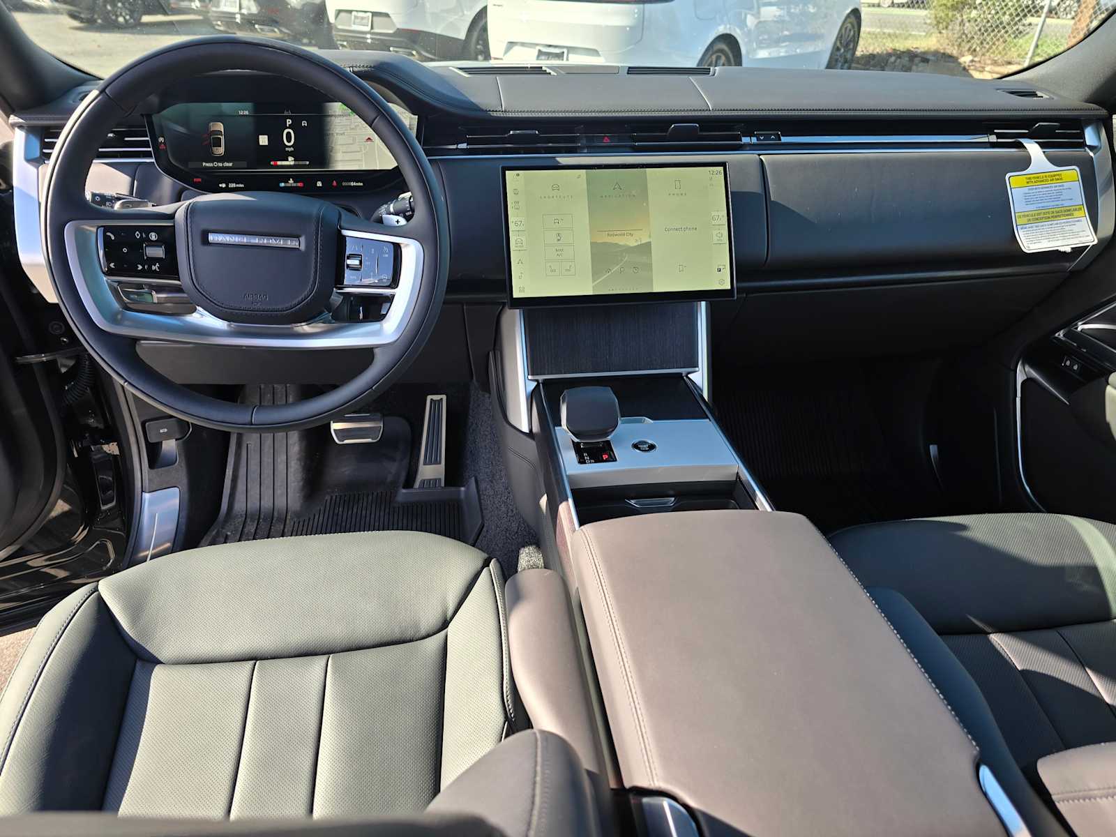 2025 Land Rover Range Rover SE - Photo 22