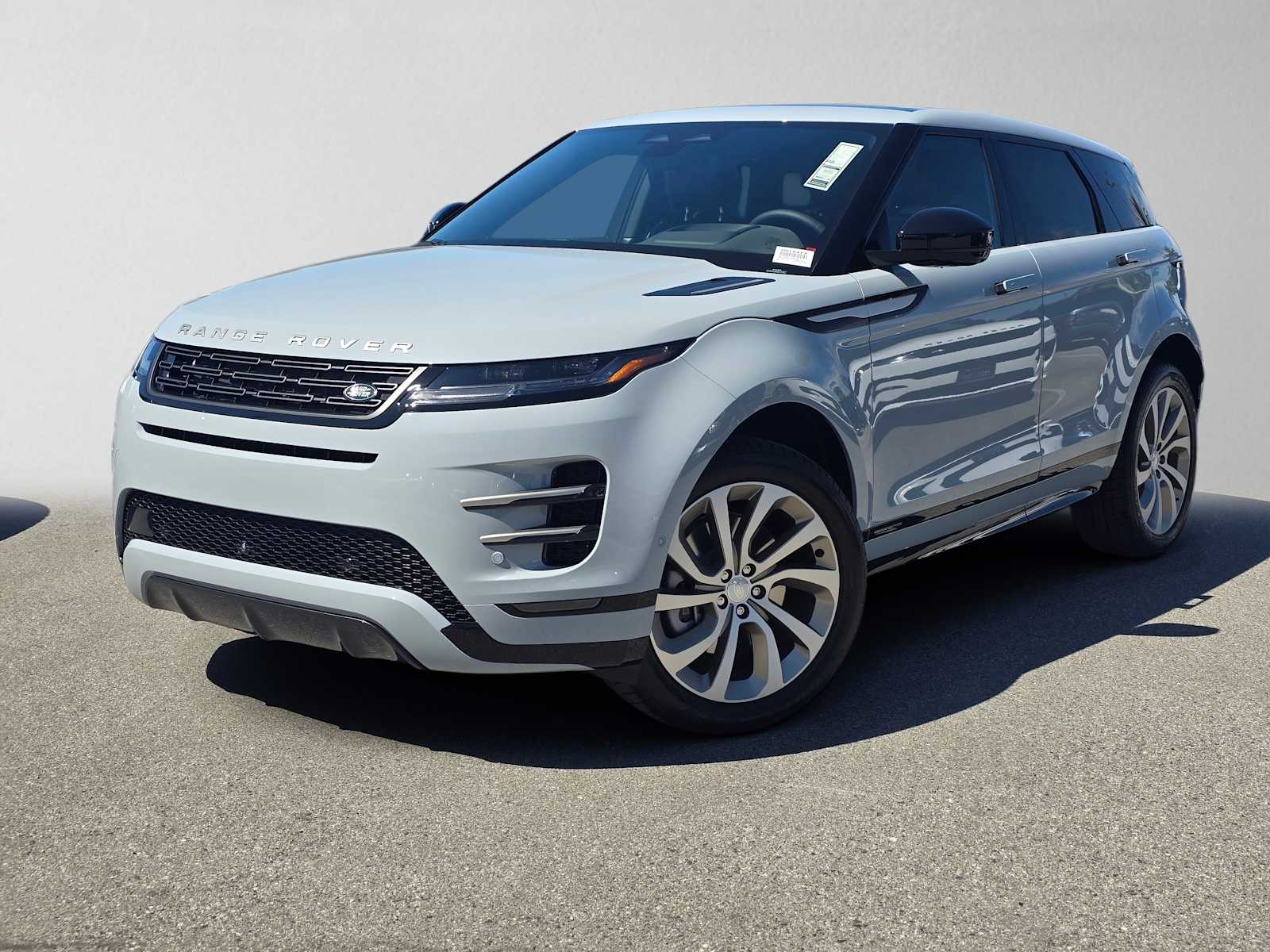 2026 Land Rover Range Rover Evoque Hoxton Edition