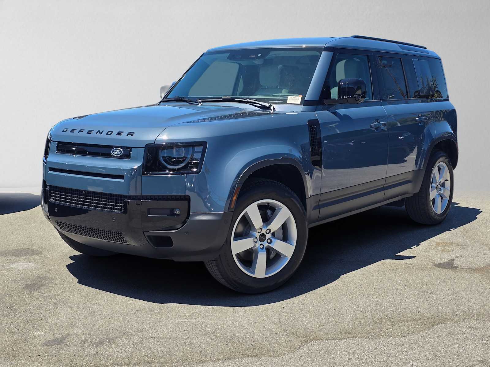 2026 Land Rover Defender 110