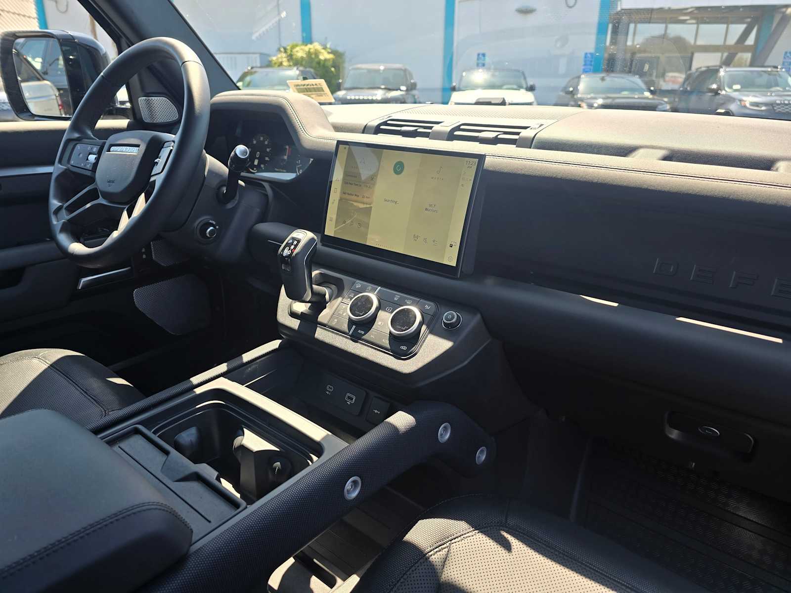 2024 Land Rover Defender Outbound - Photo 9