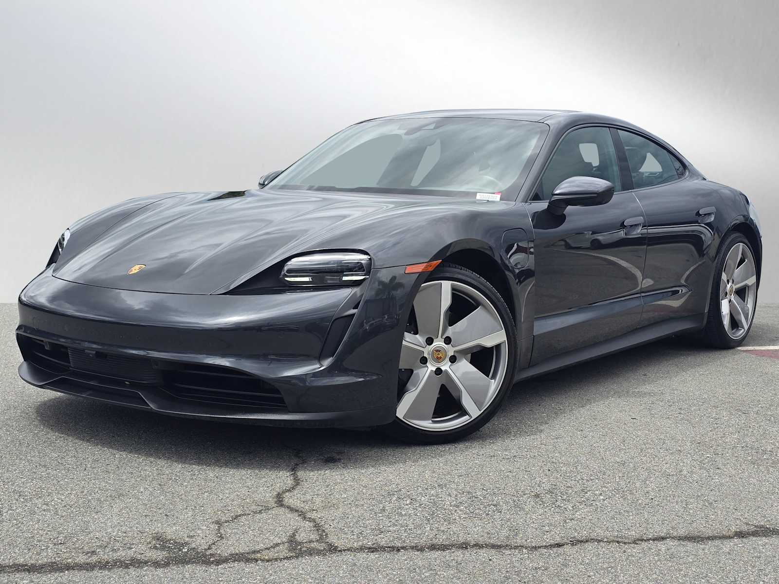 2024 Porsche Taycan -'s photo