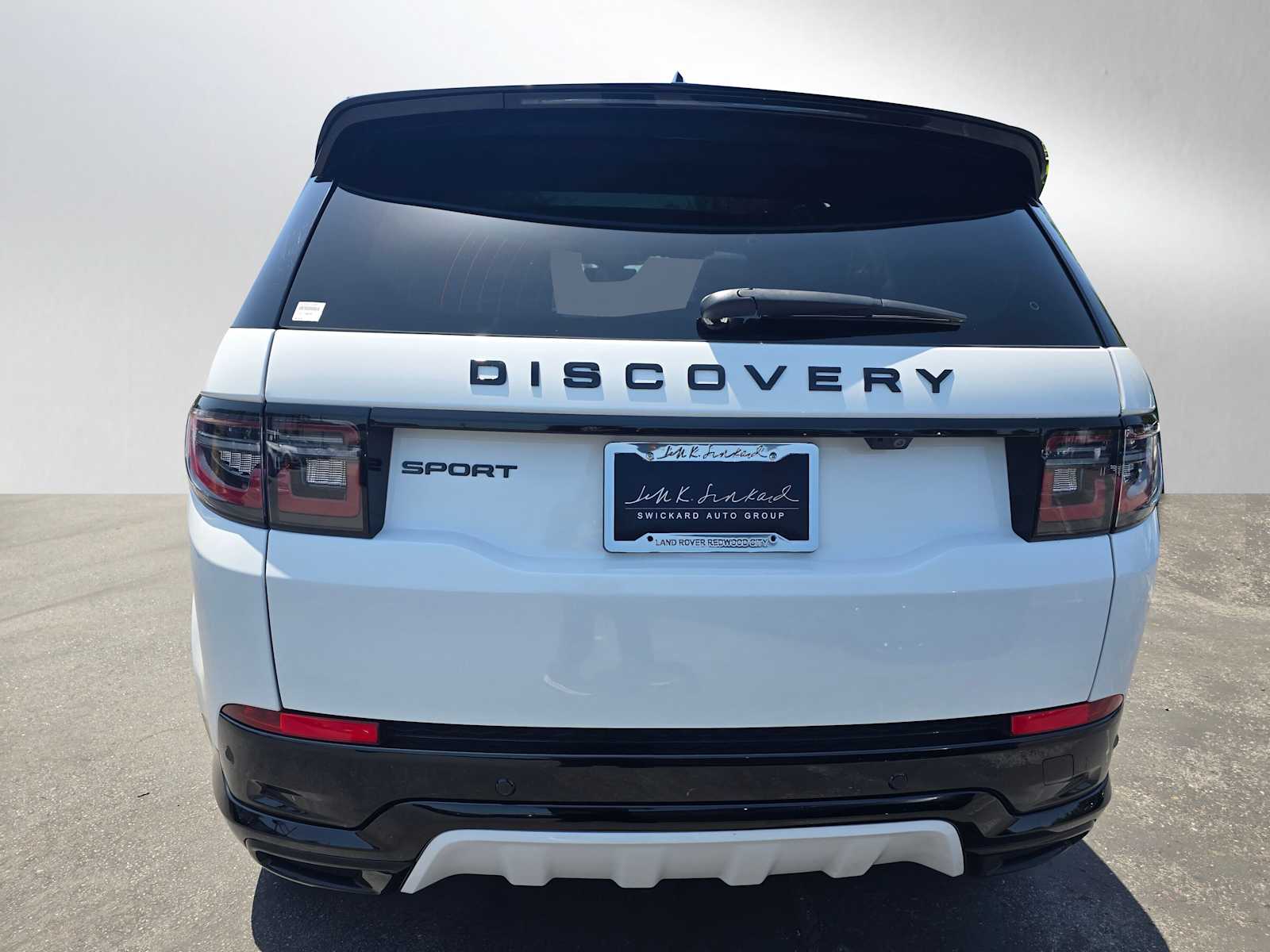 2024 Land Rover Discovery Sport Dynamic SE photo 4