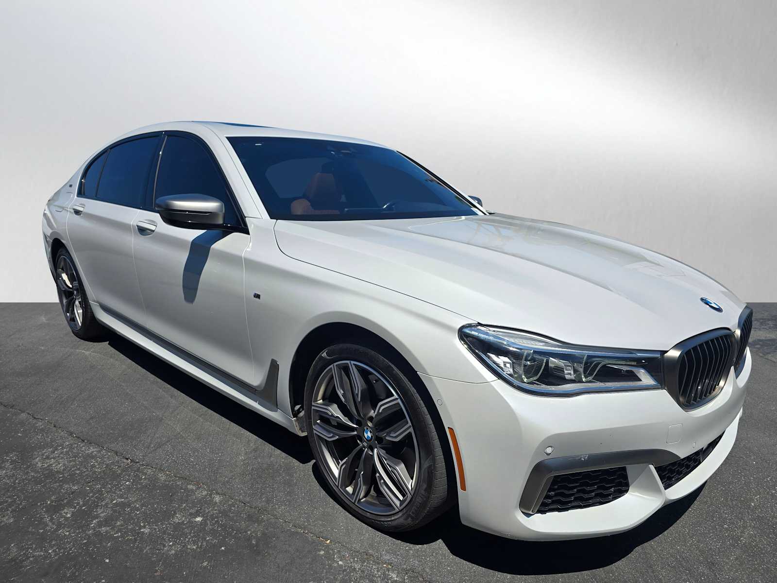 2019 BMW M760i xDrive