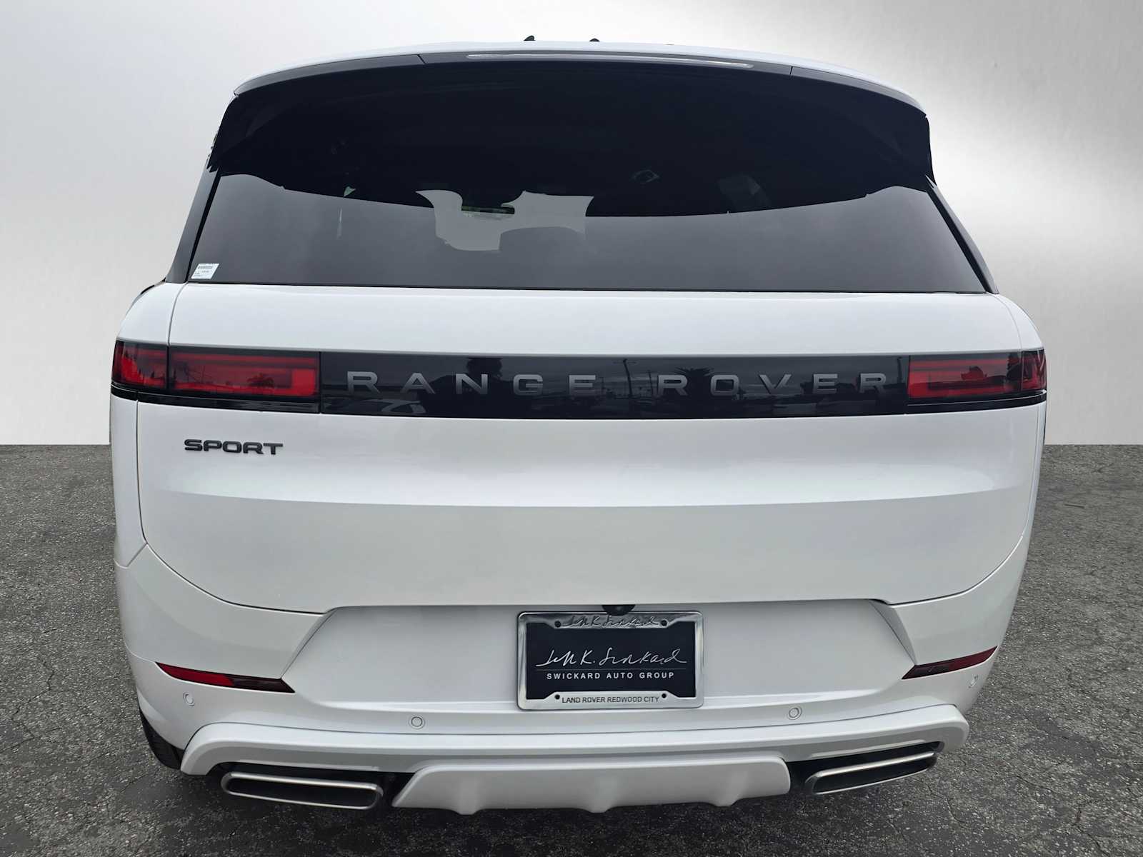 2025 Land Rover Range Rover Sport SE photo 4