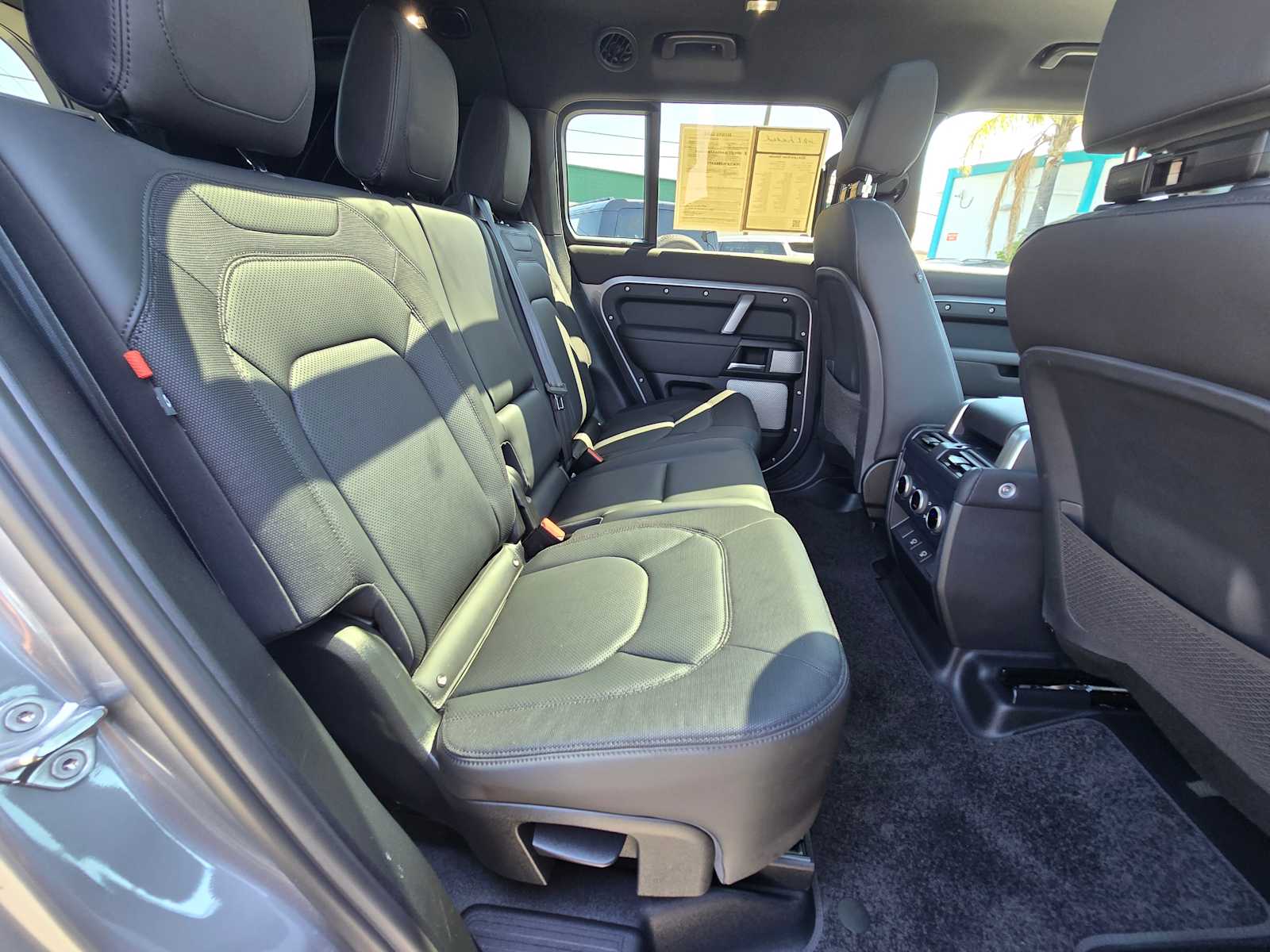 2024 Land Rover Defender Outbound - Photo 10