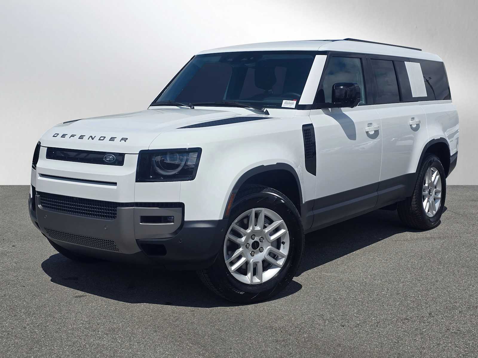 2026 Land Rover Defender 130 S P300's photo