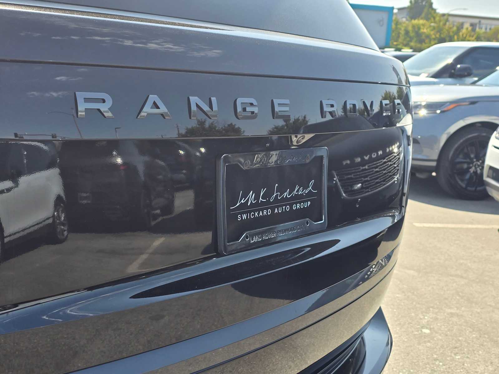 2025 Land Rover Range Rover SE - Photo 16