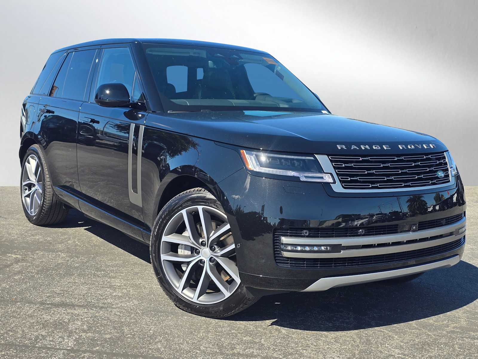 2025 Land Rover Range Rover