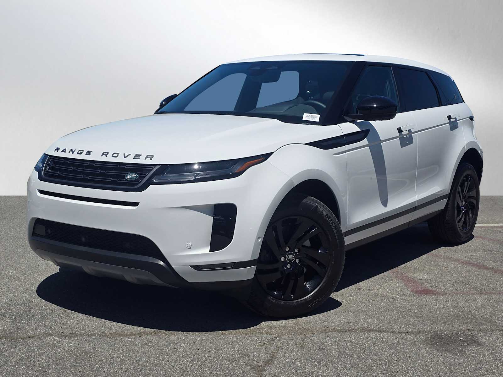 2026 Land Rover Range Rover Evoque S's photo