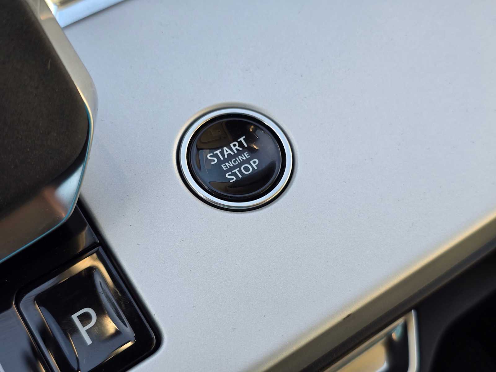 2025 Land Rover Range Rover SE - Photo 29