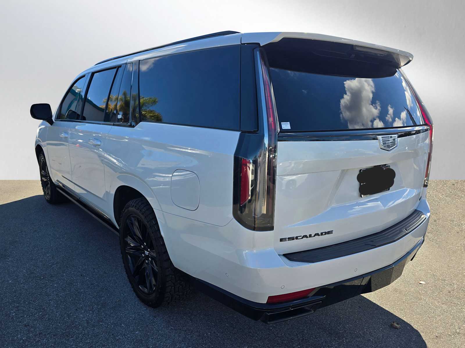 2021 Cadillac Escalade ESV Sport photo 2