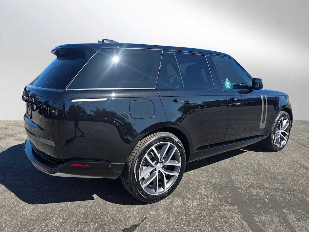 New 2025 Land Rover Range Rover SE Phev SUV