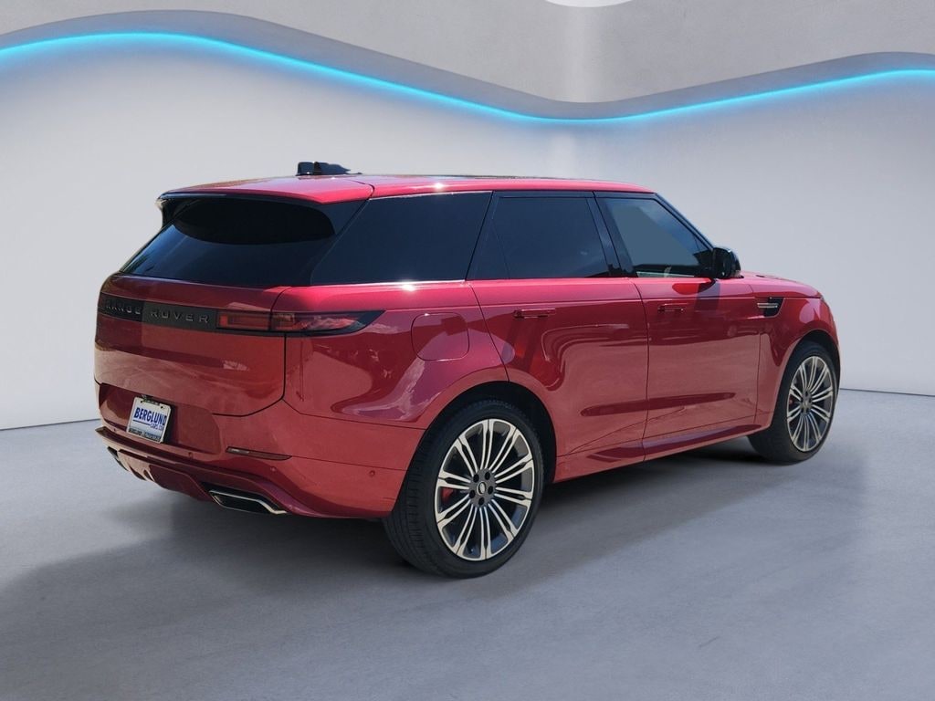 Used 2024 Land Rover Range Rover Sport Dynamic SE Sport Utility