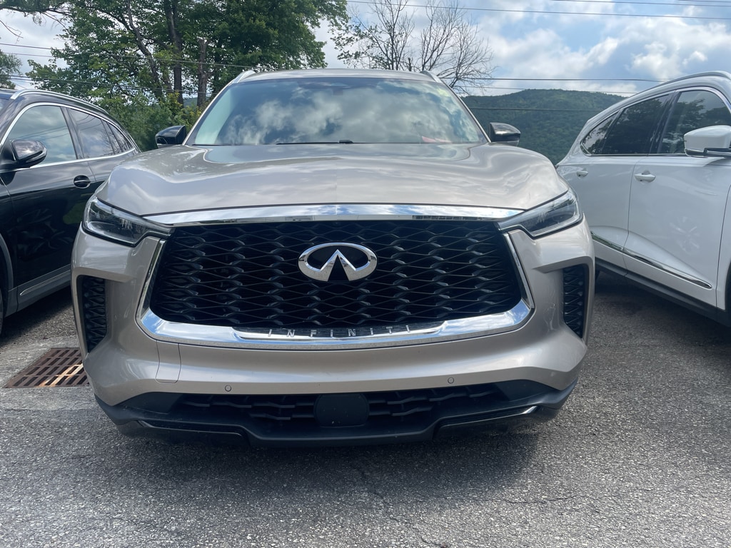 Used 2023 INFINITI QX60 Luxe Sport Utility