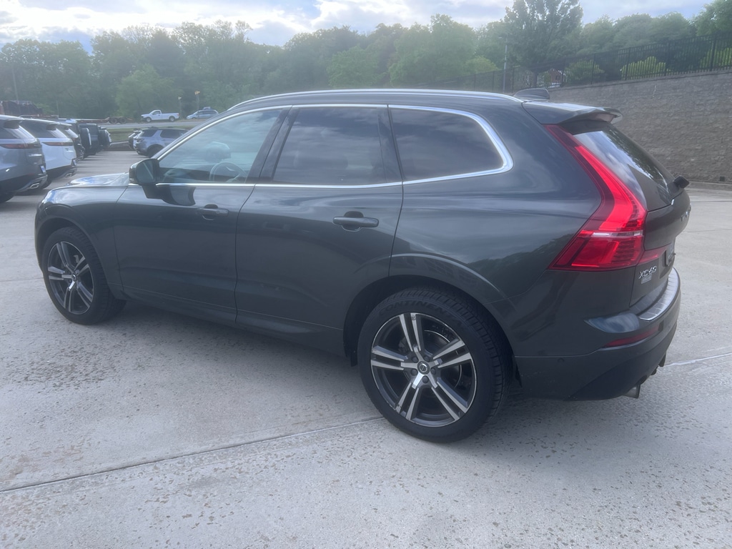 Used 2018 Volvo XC60 Momentum Sport Utility
