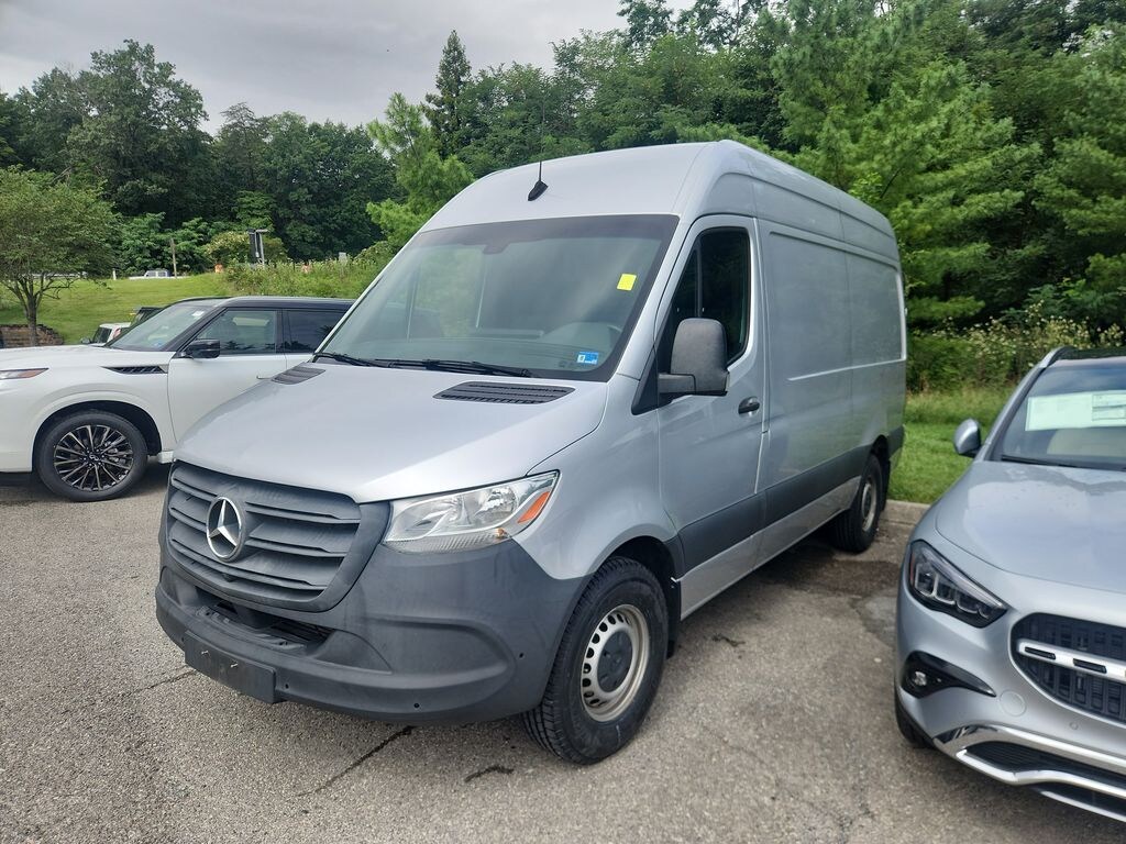 Used 2022 Mercedes-Benz Sprinter 2500 Standard Roof V6 Cargo Van