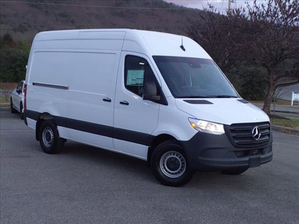 Used 2024 Mercedes-Benz Sprinter 2500 Cargo CARGO Van 144