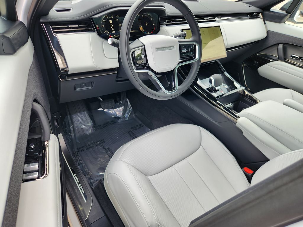 2026 Land Rover Range Rover Sport SE - Photo 16