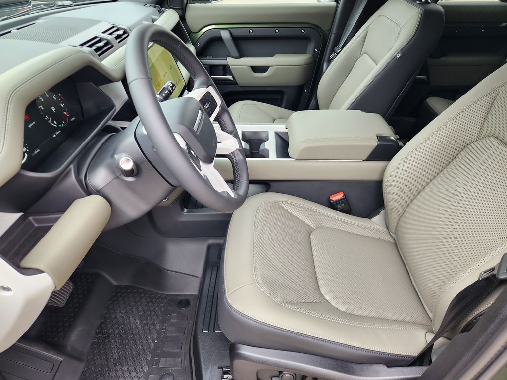 2026 Land Rover Defender X-Dynamic SE - Photo 9