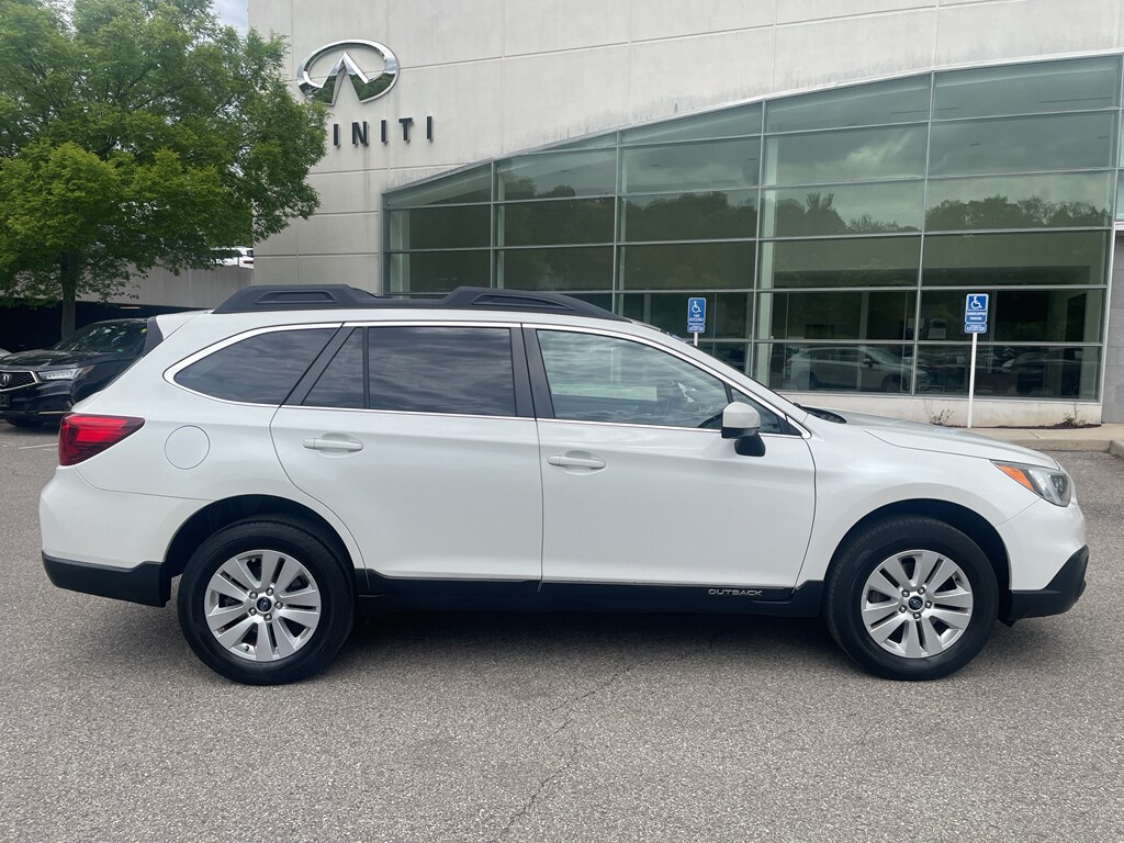 Used 2017 Subaru Outback Premium Sport Utility