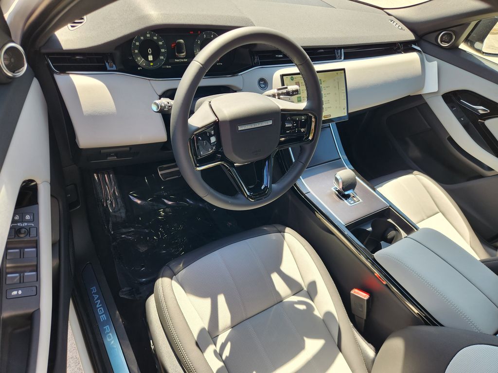 2026 Land Rover Range Rover Evoque Dynamic SE - Photo 13
