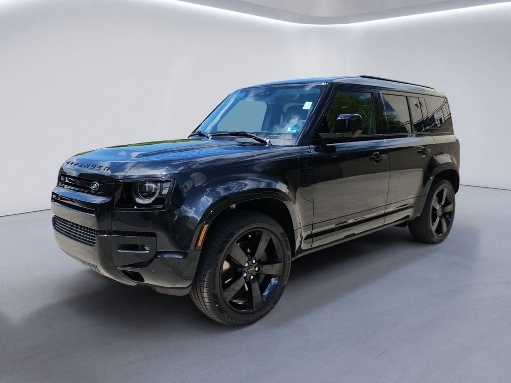 2026 Land Rover Defender 110 X-Dynamic SE P400's photo